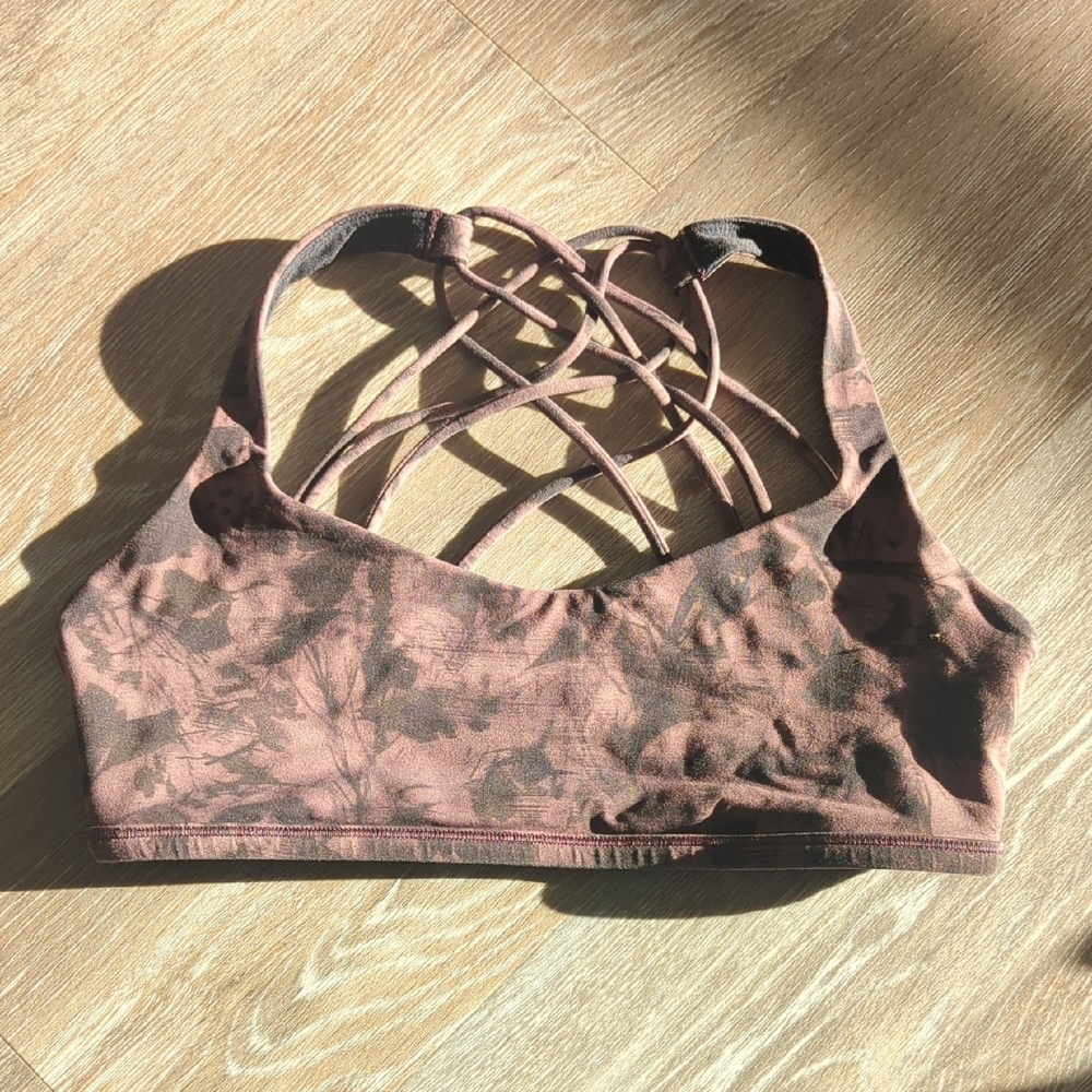 lululemon free to be wild bra.